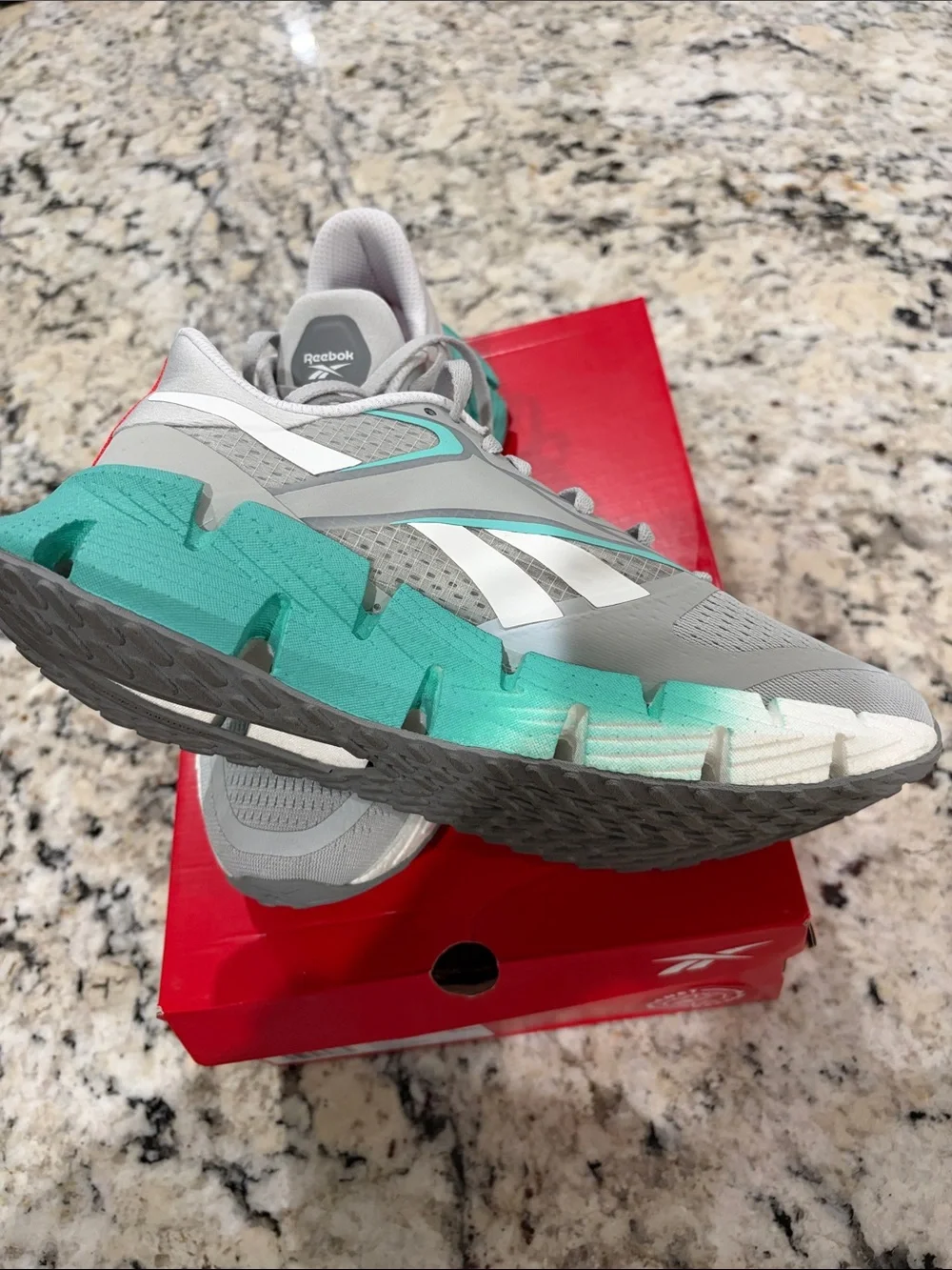 Women’s Sz10 Reebok Light Gray and Teal Athletic Running Shoes